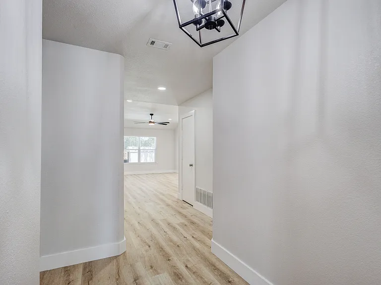 3304 Teasbend Ct — Photo 9