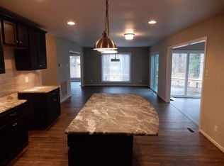 1113 Castle Hollow Rd, Midlothian, VA 23114