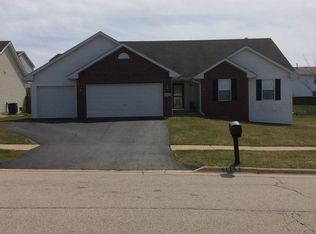 3059 Vaughndale Dr, Machesney Park, IL 61115