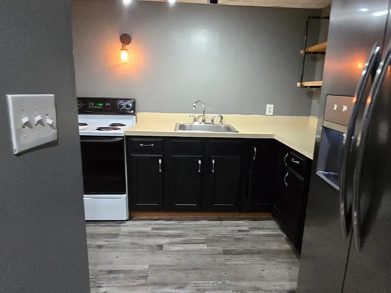 69 Trinity Pl — Photo 7