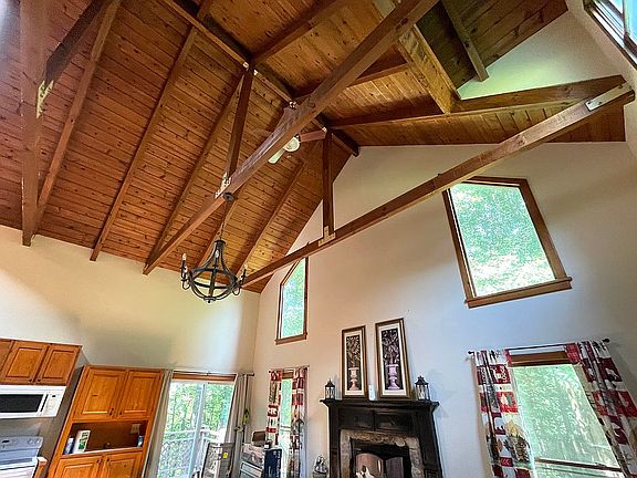 High vaulted pine ceilings