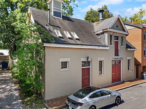 5th image of 340 New St