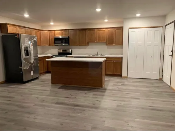 1440 Sunset Ct, La Crosse, WI 54601