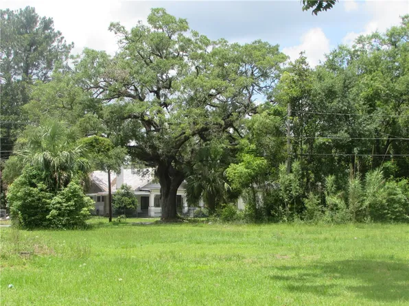 601 N Nicholls St, Waycross, GA 31503