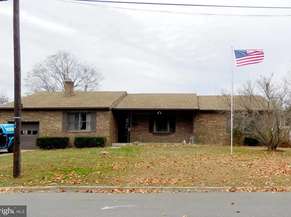 210 Orchard Ave, Delanco, NJ 08075