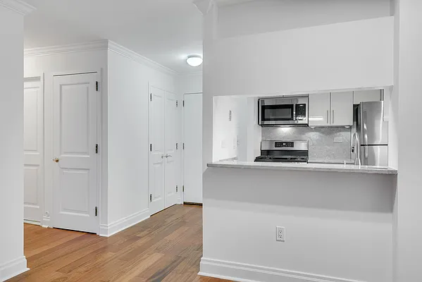 Rented by Compass | media 44