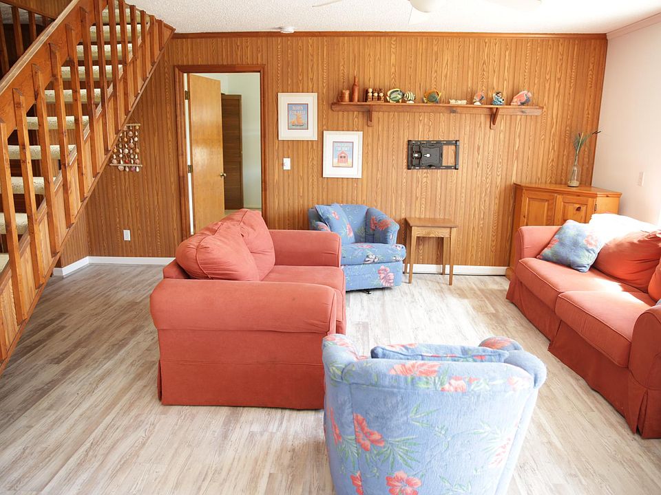 2nd image of 777 Sunrise Ct