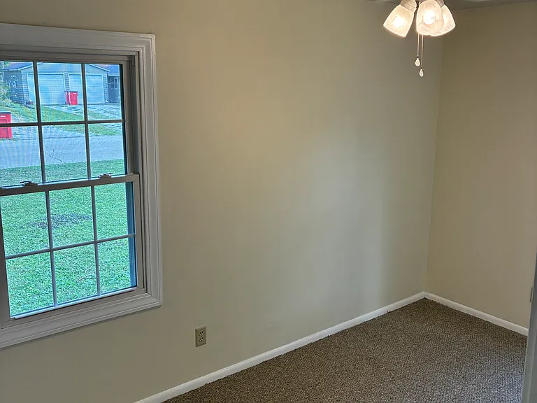2804 Willowpark Dr — Photo 7