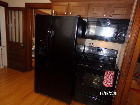 5th image of 2907 Burton Ave NW