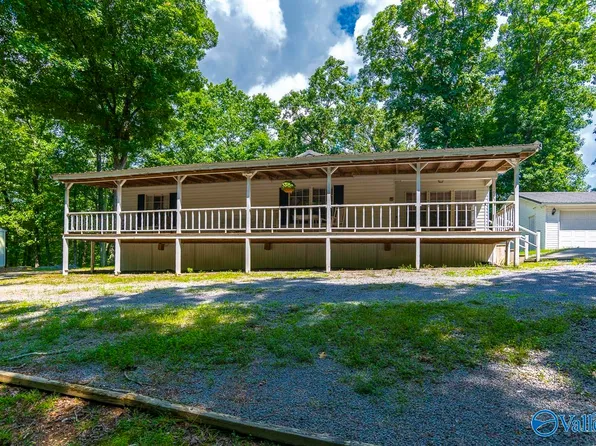 1095 Holiday Shores Rd, Scottsboro, AL 35769