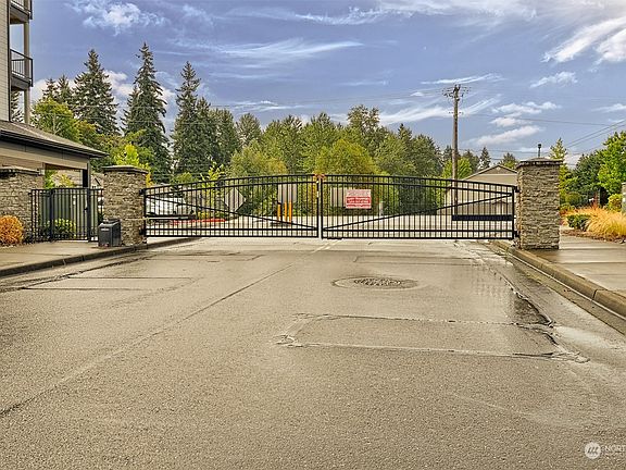 2nd image of 13413 97th Avenue E #304