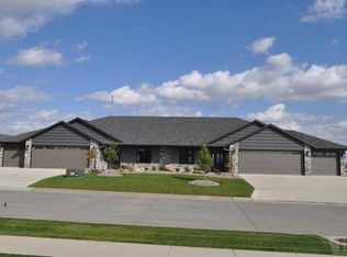 1020 Northridge Dr, Carroll, IA 51401