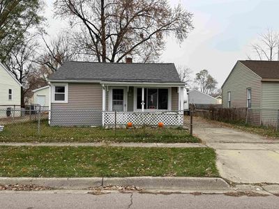 2069 E Parkwood Ave, Burton, MI, 48529