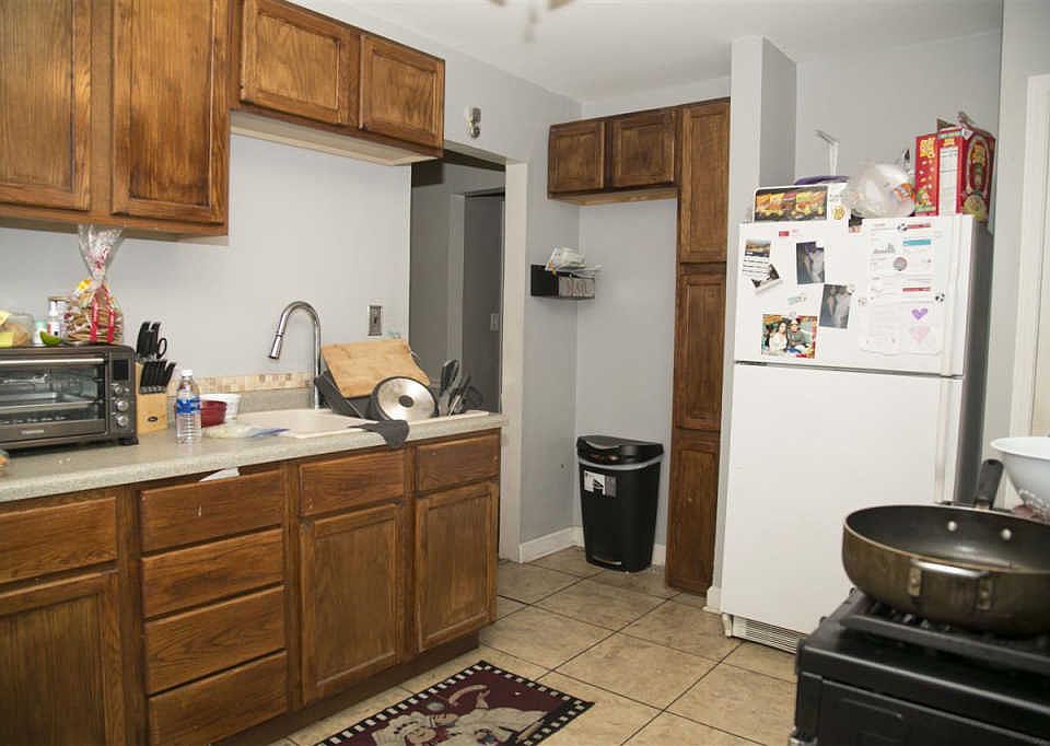 1001 15th St Rockford, IL Zillow Apartments for Rent in Rockford