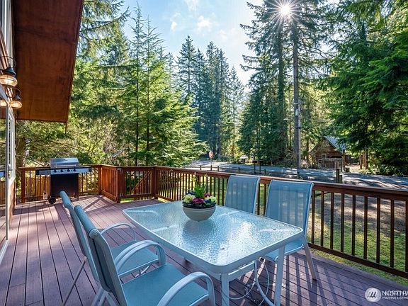 2nd image of 214 Paradise Dr