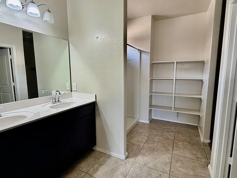35433 W San Alvarez Ave — Photo 5