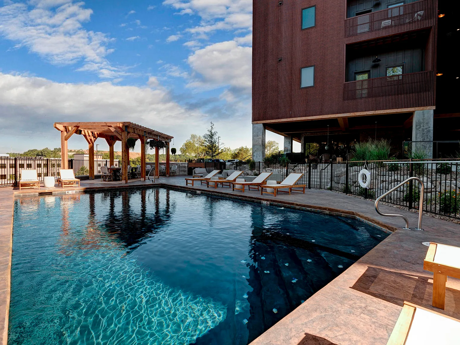 Quarry Town Apartments — Photo 4