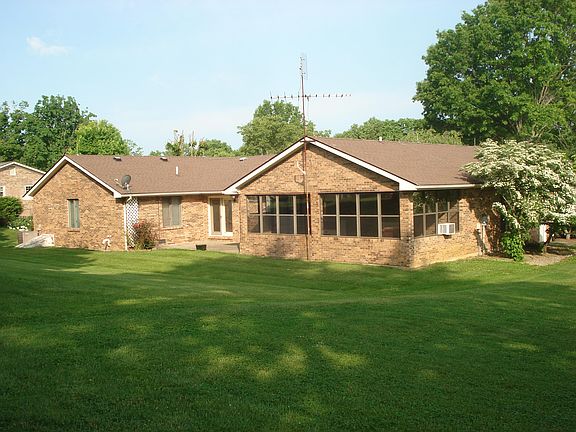 2nd image of 202 Culpepper Dr