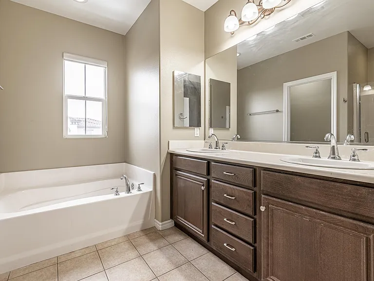 11352 Renaissance Way — Photo 11