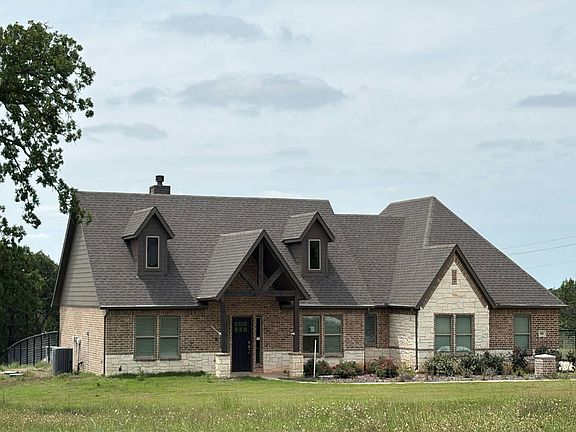 3rd image of 100 Aslan Rd