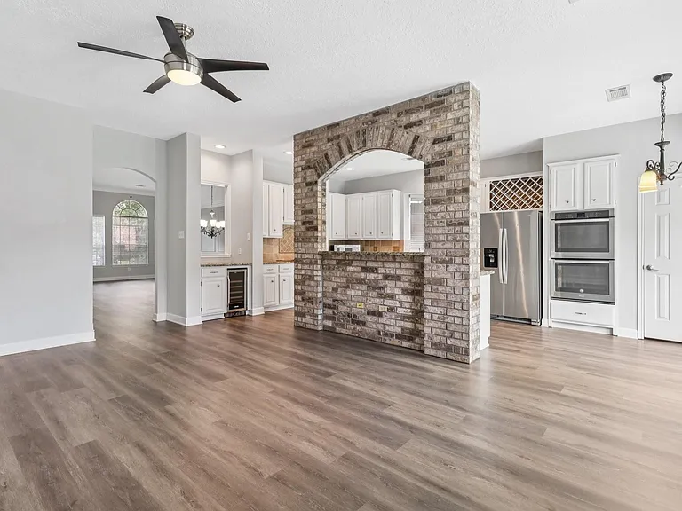1322 W Forest Dr — Photo 11
