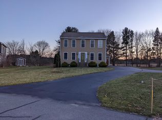 39 Miles Ln, Westbrook, ME 04092