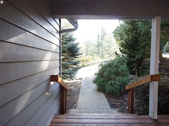 4th image of 846 Brookside Dr