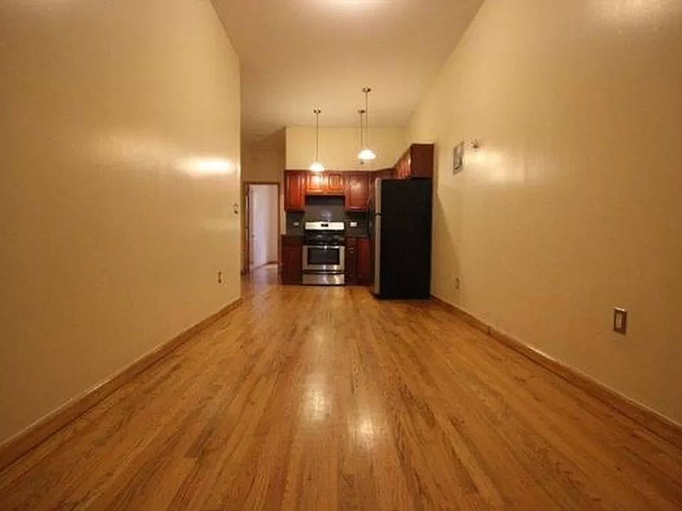 1st image of 304 Stanhope St #1F