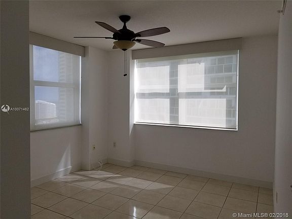 5th image of 31 SE 5th St APT 2810
