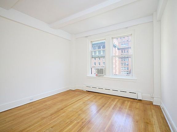 4th image of 111 E 75th St APT 9C