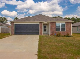 13040 River Creek Ln, Hensley, AR 72065