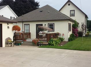 422 W Main St, Waupun, WI 53963