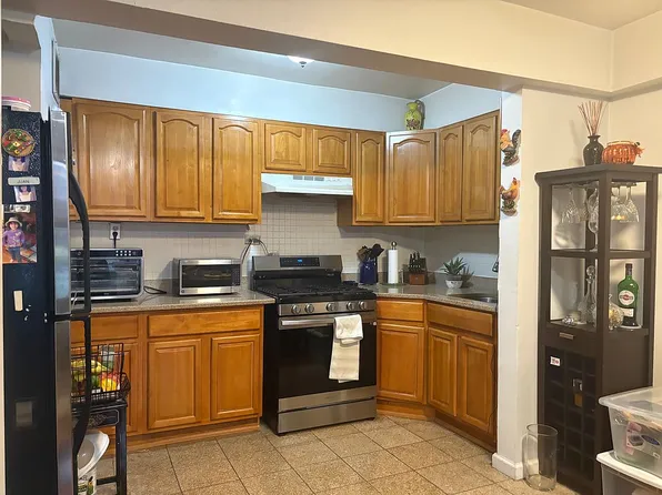 4131 51st St APT 6E, Flushing, NY 11377