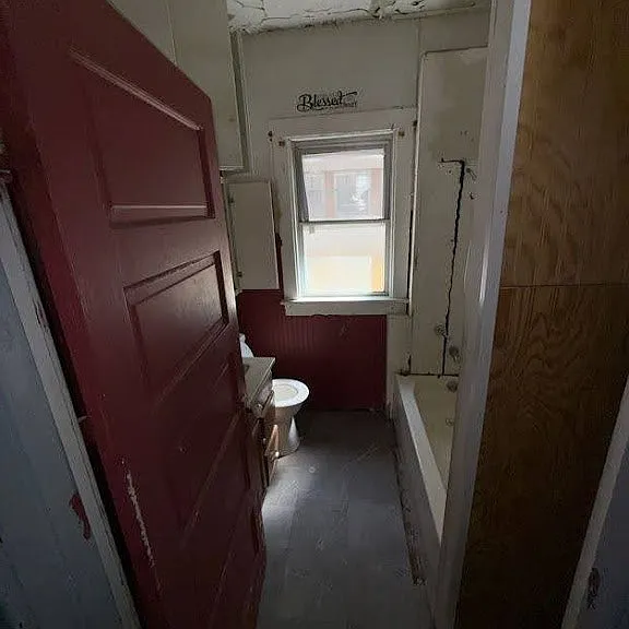 314 E McClure Ave — Photo 10