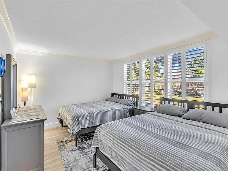 3150 NE 48th Ct #204 — Photo 18