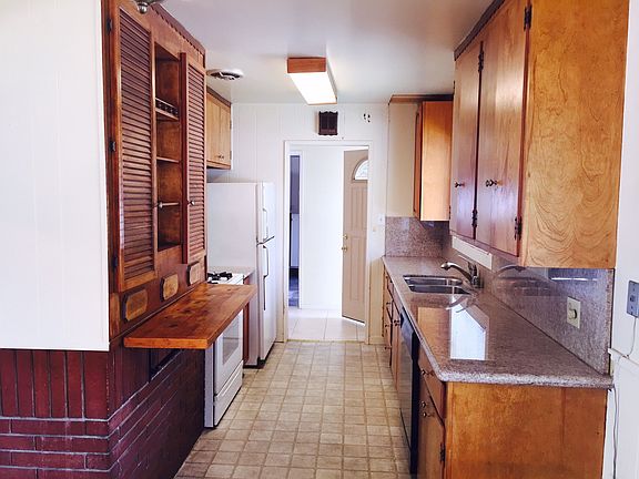 4th image of 723 Pritchard Ct