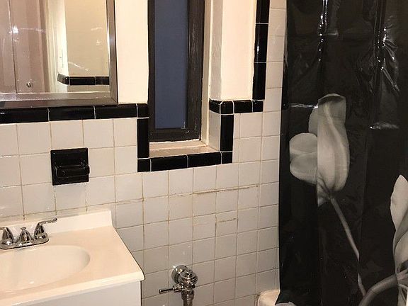 5th image of 346 W 56th St APT 2-B