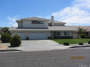 12661 Fairway Rd, Victorville, CA 92395