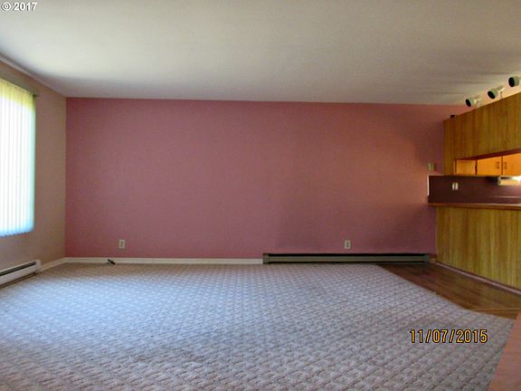 3rd image of 839 N Gould St