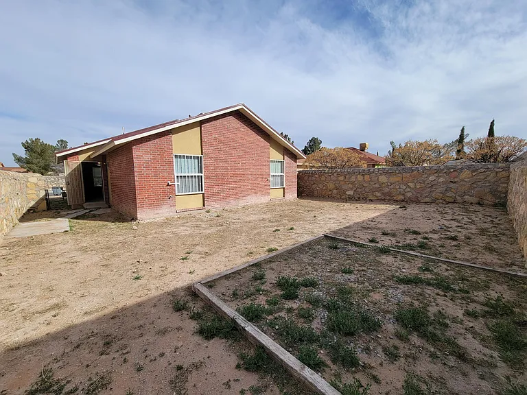 3605 Tierra Zafiro Dr — Photo 42