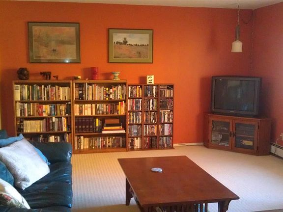 4th image of 3913 Heritage Way