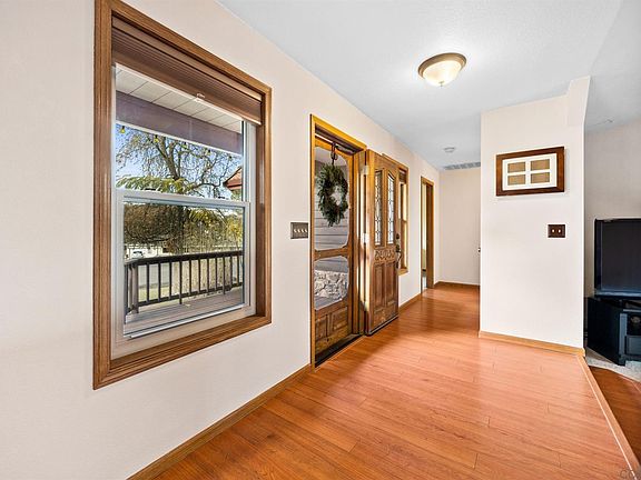 3rd image of 2361 Toyon Ct #0