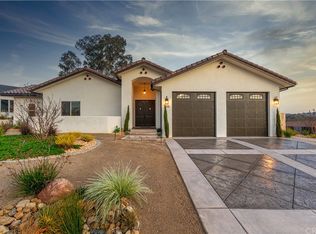 3510 Lakeside Village Dr, Paso Robles, CA 93446