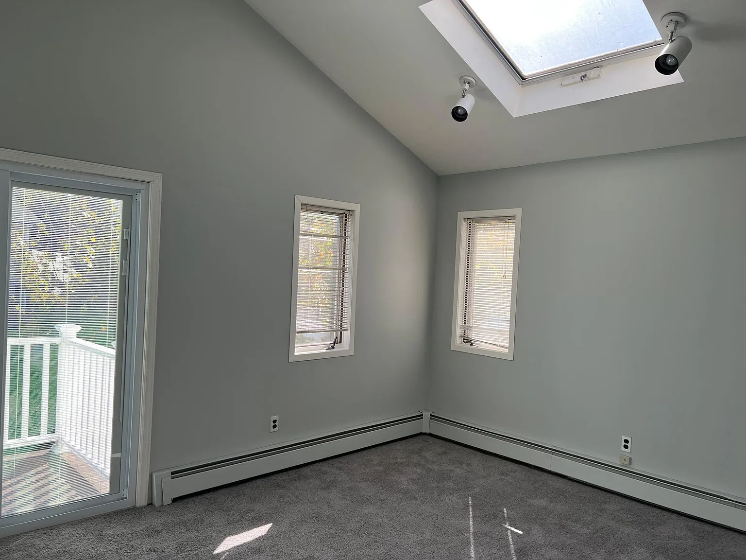 81 Heilman Ave — Photo 4