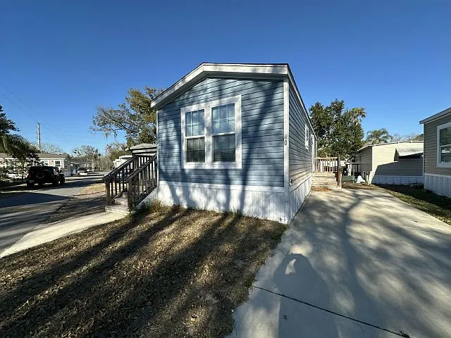 1599 Genie St #40