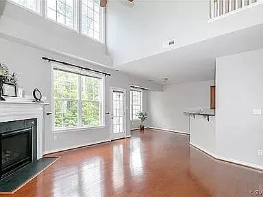 869 Parkland Pl — Photo 5