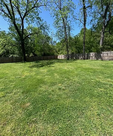 702 Currey Rd — Photo 20
