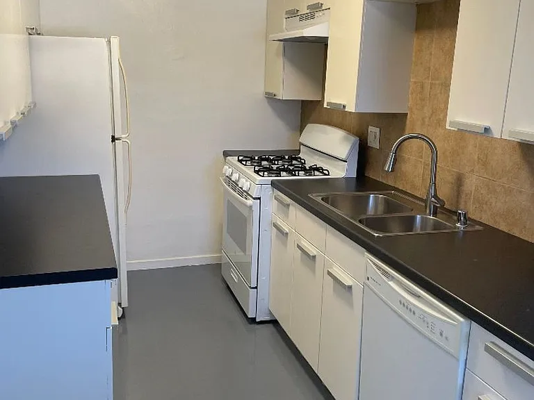 540 S Mountain View Dr — Photo 13