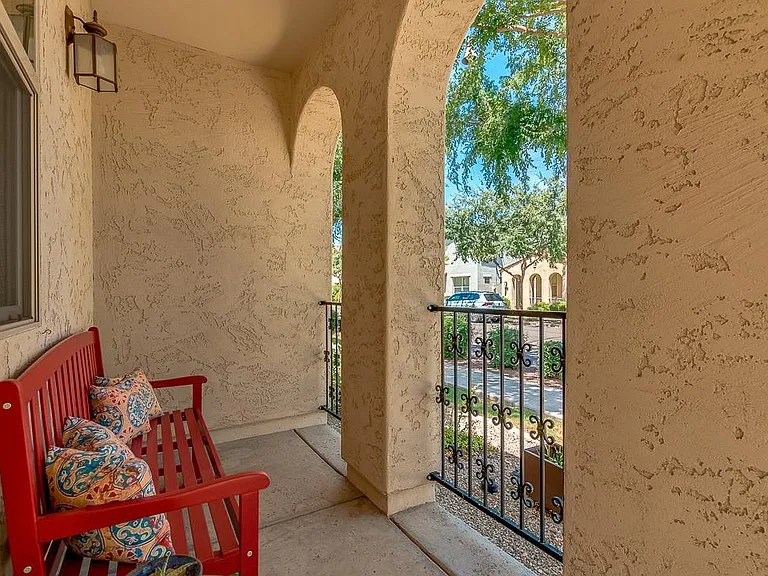 3487 E Windsor Dr — Photo 5