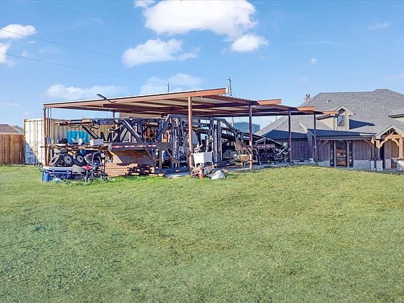 5th image of 920 Oil Mill Rd